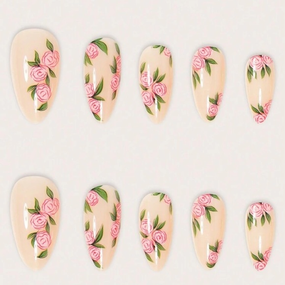 Flower Press On Nails - Picture 4 of 8